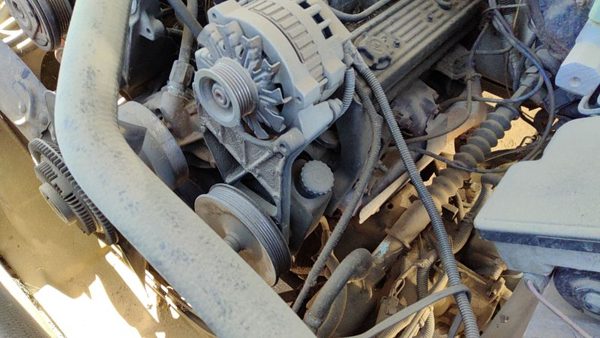 1995-1998 Chevy Silverado 1500 Power Steering Pump With Mount Bracket Oem 5.7L — photo 3