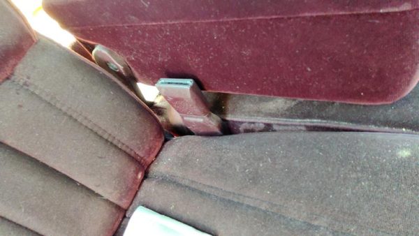 84-89 Buick Century Passenger Right Front Seat Belt Buckle Receiver Oem Red — photo 3