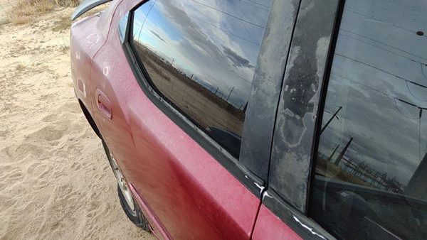 2010 Dodge Charger Rear Door RH Prh Inferno Red 05174196AB — photo 3