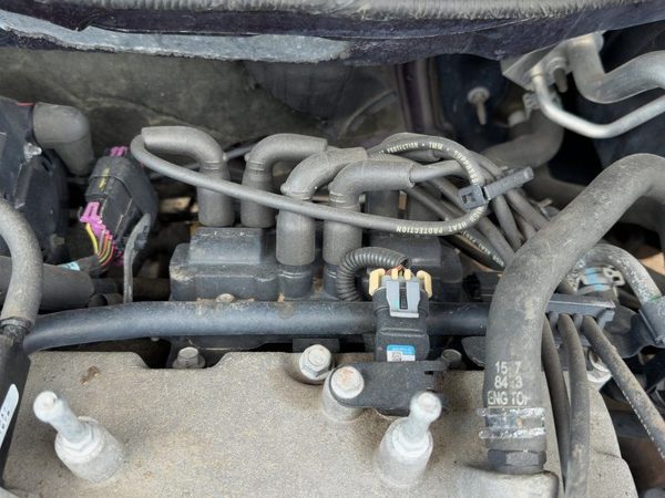 2005-2009 Chevy Equinox Ignition Coil Assembly Oem 3.4L 12579177 — photo 2