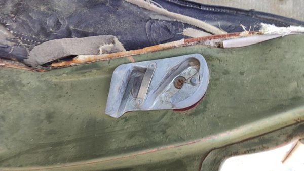 1953-1954 Chevy Bel Air 150 Sedan Driver Left Rear Door Latch Striker Oem — photo 3