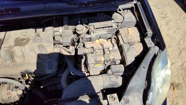 07-12 Sentra Complete Air Intake Cleaner Filter Box Housing With Tube Oem 2.0L — photo 2
