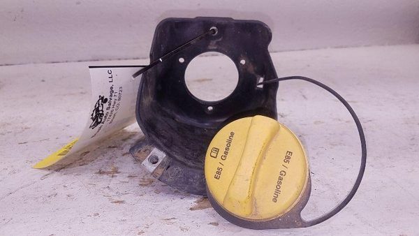 2009 GMC Sierra Fuel Tank Door 2009-14 Silverado Filler Housing Suburban Tahoe — photo 5