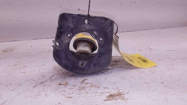 2009 GMC Sierra Fuel Tank Door 2009-14 Silverado Filler Housing Suburban Tahoe — photo 6