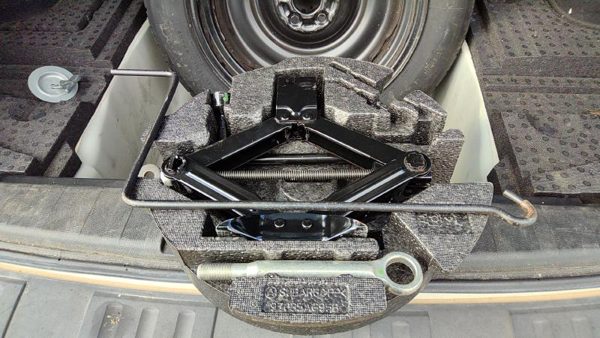 2012-2014 Subaru Legacy Outback Jack Tool Kit Set Assembly Spare Oem 97032Fj000 — photo 2
