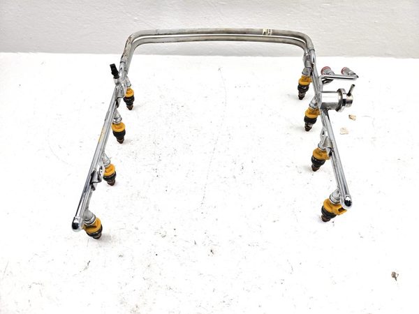 1985-2003 Ford F150 Complete Fuel Rail With Injectors Set Loaded Oem 5.4L — photo 1
