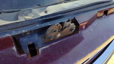 1995-2000 Gmc Yukon Hood Latch Assembly With Bracket Oem