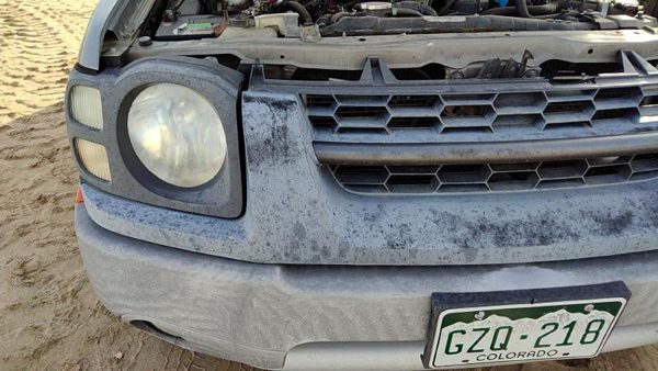 2002-2004 Nissan Xterra Front Grille Assembly Oem Xe 623107Z840 — photo 3