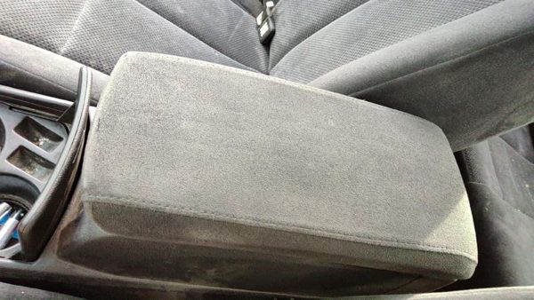 2007-2009 Nissan Altima Center Console Lid Only Arm Rest Fold Down Charcoal G — photo 1
