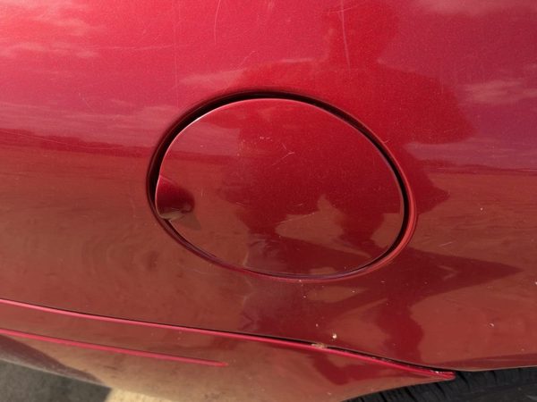 2000-2007 Ford Taurus Fuel Tank Door With Hinge Gas Lid Oem Filler Sedan Red — photo 4