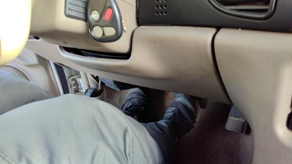 1997-2004 Buick Regal Lower Dash Under Column Knee Bolster Trim Panel Taupe 523 — photo 1