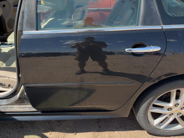 2010 Chevrolet Impala Rear Door LH Black 41U — photo 2