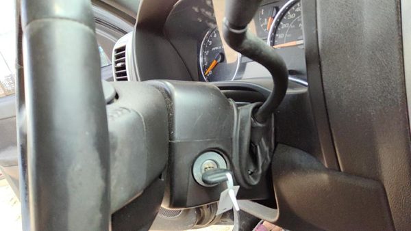 2004-2012 Gmc Canyon Steering Column Trim Surround Collar Oem Plastic Housing — photo 1