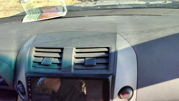 11-12 Toyota Rav-4 Center Dash Vent With Trim Bezel Oem — photo 2