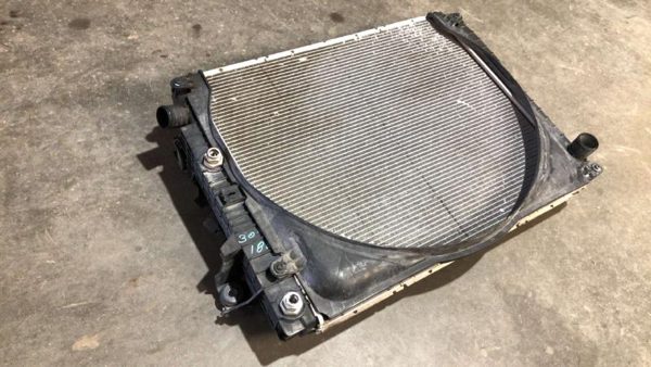 2013-2018 Dodge Ram 4500 Radiator With Fan Shroud Oem Cummins 6.7L At 4X4 — photo 5