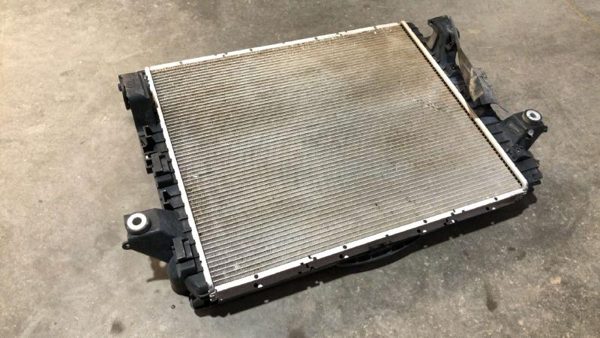 2013-2018 Dodge Ram 4500 Radiator With Fan Shroud Oem Cummins 6.7L At 4X4 — photo 9