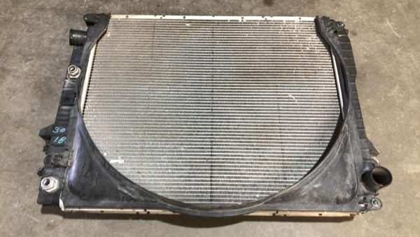 2013-2018 Dodge Ram 4500 Radiator With Fan Shroud Oem Cummins 6.7L At 4X4 — photo 4