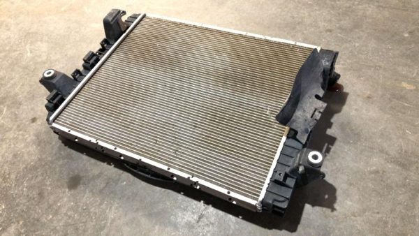 2013-2018 Dodge Ram 4500 Radiator With Fan Shroud Oem Cummins 6.7L At 4X4 — photo 10