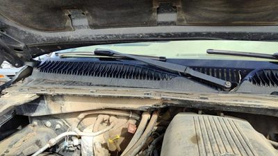 1999-2001 Gmc Sierra 2500 Passenger Right Windshield Wiper Arm Oem Blade Lever