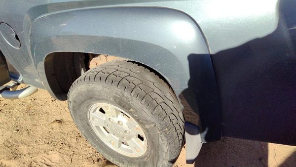 2004-2012 Gmc Canyon Driver Left Rear Wheel Flare Moulding Back Stealth Gray 46U — photo 5