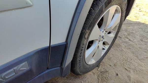 2012 Subaru Legacy Outback Passenger Right Front Wheel Flare Moulding Oem Fender — photo 3