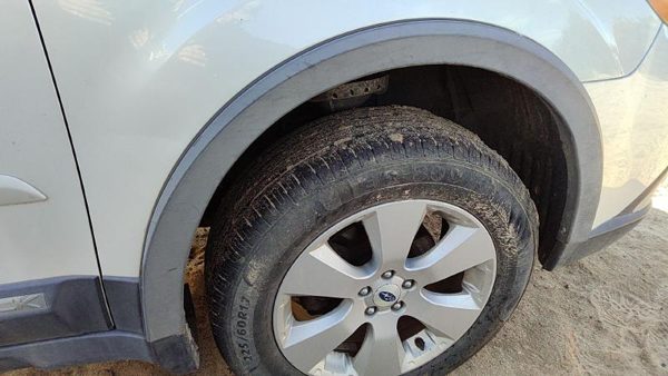 2012 Subaru Legacy Outback Passenger Right Front Wheel Flare Moulding Oem Fender — photo 2