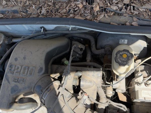 2001-2002 Chevy Cavalier Intake Manifold Oem 2.2L 12567678 — photo 3