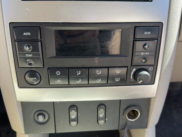2004 Dodge Durango Temperature Control Module In Dash Heater Ac Head Unit Oem — photo 3
