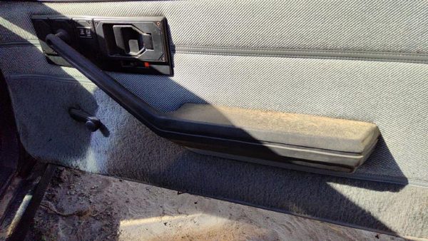 88-90 Camaro Black Passenger Right Grab Pull Handle Armrest From Inside Door Oem — photo 1
