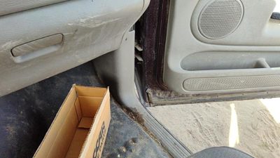 03-05 Dodge Ram 2500 Passenger Right Lower Kick Trim Panel Oem Taupe L5