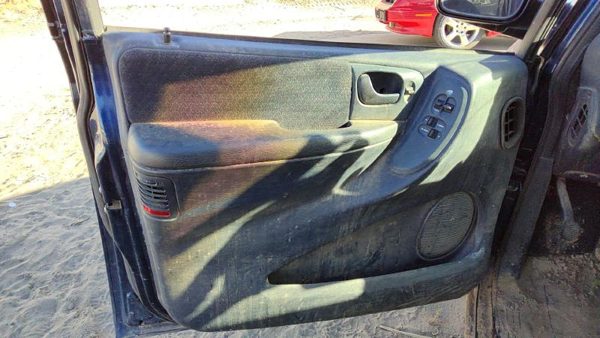 2001 Dodge Caravan Driver Left Front Door Trim Panel With Master Switch Blue — photo 2