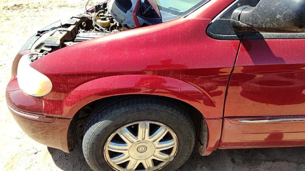 2001-2007 Chrysler Town Country Driver Left Front Fender Oem Red Prh 05018443Aa — photo 1