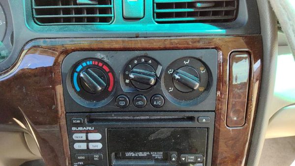 00-04 Legacy Outback Temperature Control Module In Dash Heater Ac Head Unit Oem — photo 3