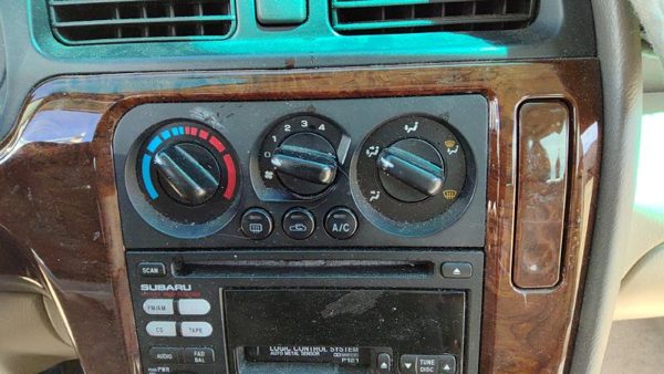00-04 Legacy Outback Temperature Control Module In Dash Heater Ac Head Unit Oem — photo 2