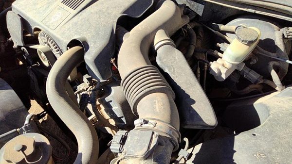 2001-2011 Lincoln Town Car Driver Left Cylinder Head Assembly Oem 4.6L — photo 1