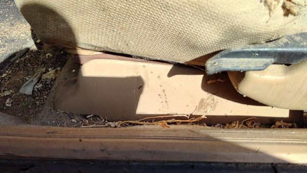 1985 Pontiac Sunbird Driver Left Side Seat Trim Panel Oem Lower Tan — photo 1