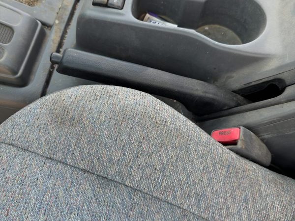 1998-2004 Isuzu Rodeo Parking Brake Handle Assembly Oem Emergency Ebrake — photo 1