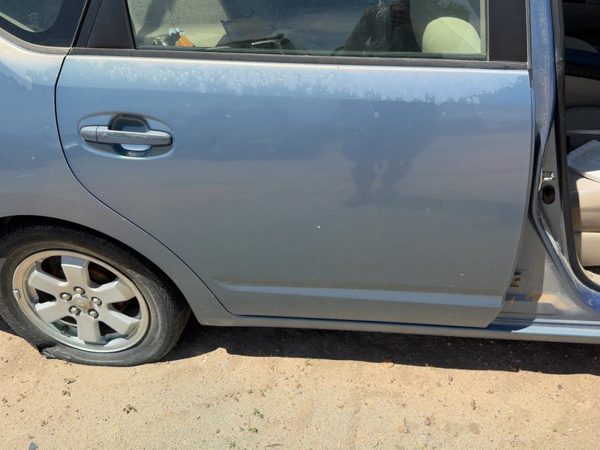 2005 Toyota Prius Rear Door RH Blue 8S2 — photo 1