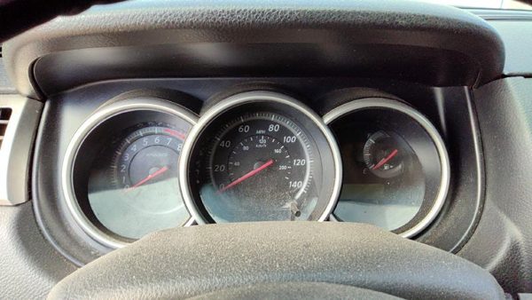 2010 Nissan Versa Speedometer Cluster Instrument Gauges Panel Oem Dash 1.8L — photo 3
