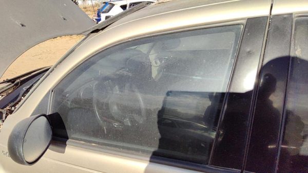 2001-2010 Chrysler Pt Cruiser Driver Left Front Side Window Door Glass Oem — photo 1
