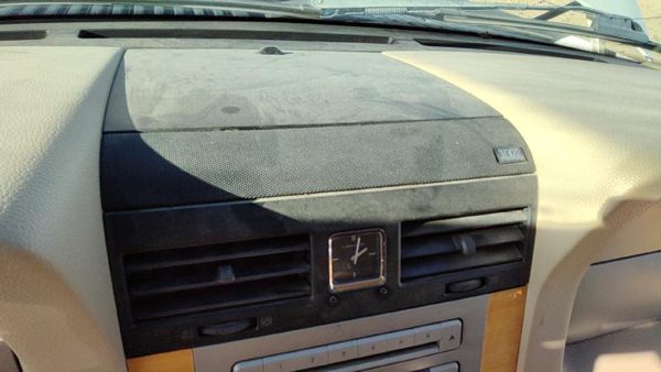 2007-2014 Lincoln Navigator Center Dash Vent Assembly Oem Heater Ac — photo 2