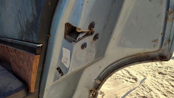 92-99 Buick Lesabre Passenger Right Rear Door Latch With Rods/Cables Oem Back — photo 2