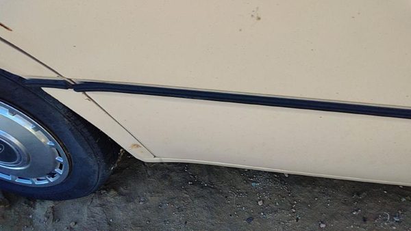 1984-1987 Ford Tempo Passenger Right Rear Moulding From Door Oem Back Trim Strip — photo 3