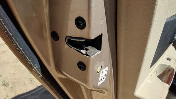 2003-2006 Cadillac Cts Driver Left Rear Door Latch With Rods/Cables Oem Back — photo 3