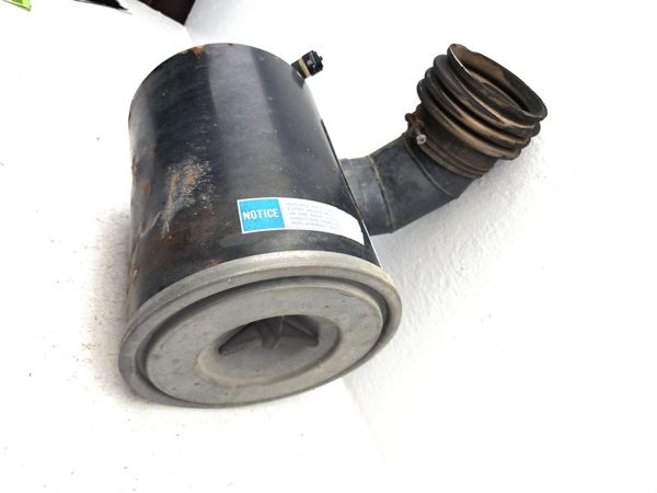 1996 Isuzu Npr Air Cleaner Filter Box Oem Intake Housing 4Bd2 3.9L — photo 12