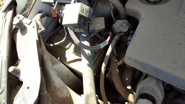 2005-2008 Chevy Uplander Complete Battery Box Mount Tray With Hold Down Oem 3.9L — photo 2
