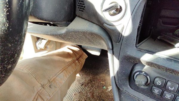 00-05 Bonneville Lower Dash Under Column Knee Bolster Trim Panel Pewter 932 — photo 4
