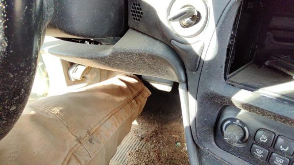 00-05 Bonneville Lower Dash Under Column Knee Bolster Trim Panel Pewter 932 — photo 5