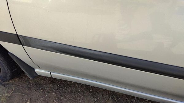 2000-2004 Subaru Legacy Driver Left Front Moulding From Door Oem Trim Strip — photo 6