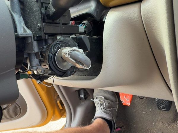 01-05 Pt Cruiser Ignition Switch Assembly With Key Complete Electrical Oem — photo 3